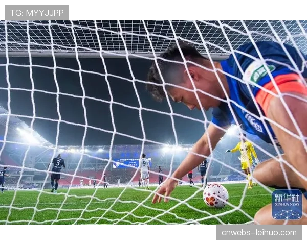 中超联赛2026赛季将试用新型足球芯片,用于更精确的越位判定 中超联赛2026赛季将试用新型足球芯片,用于更精确的越位判定